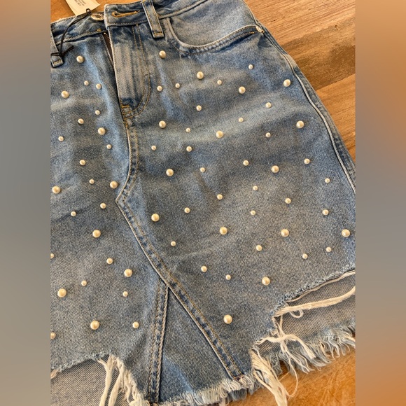 River Island Blue Denim Mini Skirt with Pearl Embellishments, Size 6 NWT - Picture 7 of 14